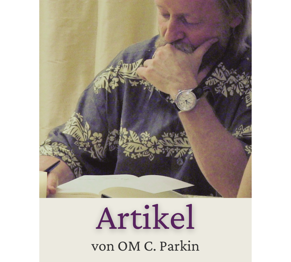 Weisheitslehrer OM Blick auf Buchseite gerichtet
